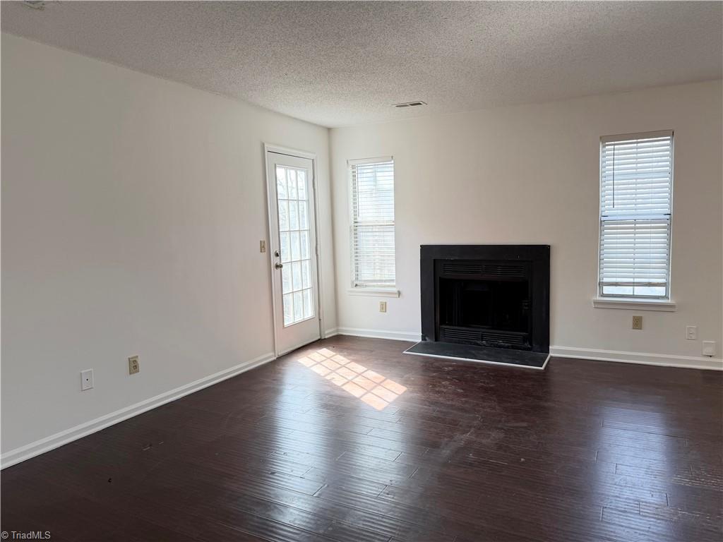 812 Ashebrook Drive # D Property Photo 5