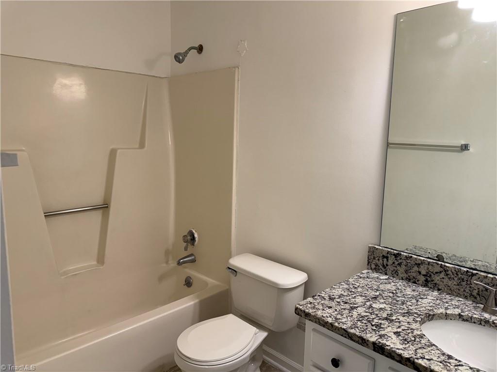 812 Ashebrook Drive # D Property Photo 11