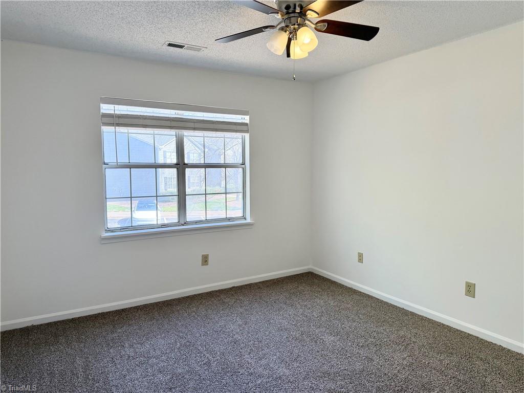 812 Ashebrook Drive # D Property Photo 14