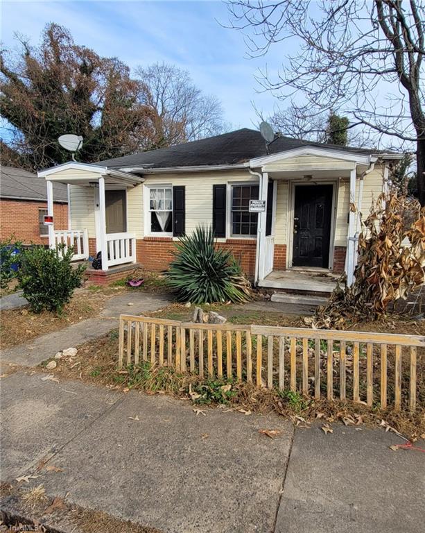 613 N Dunleith Avenue Property Photo 2