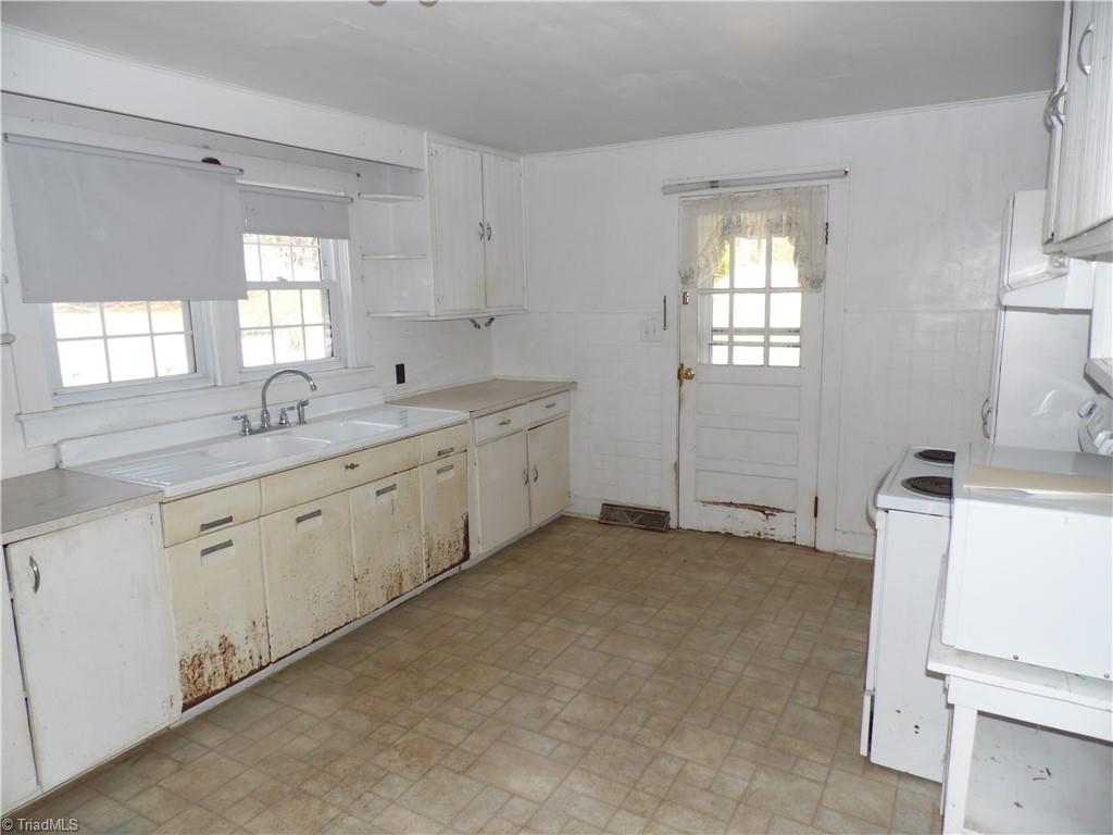 232 Riverview Drive Property Photo 21