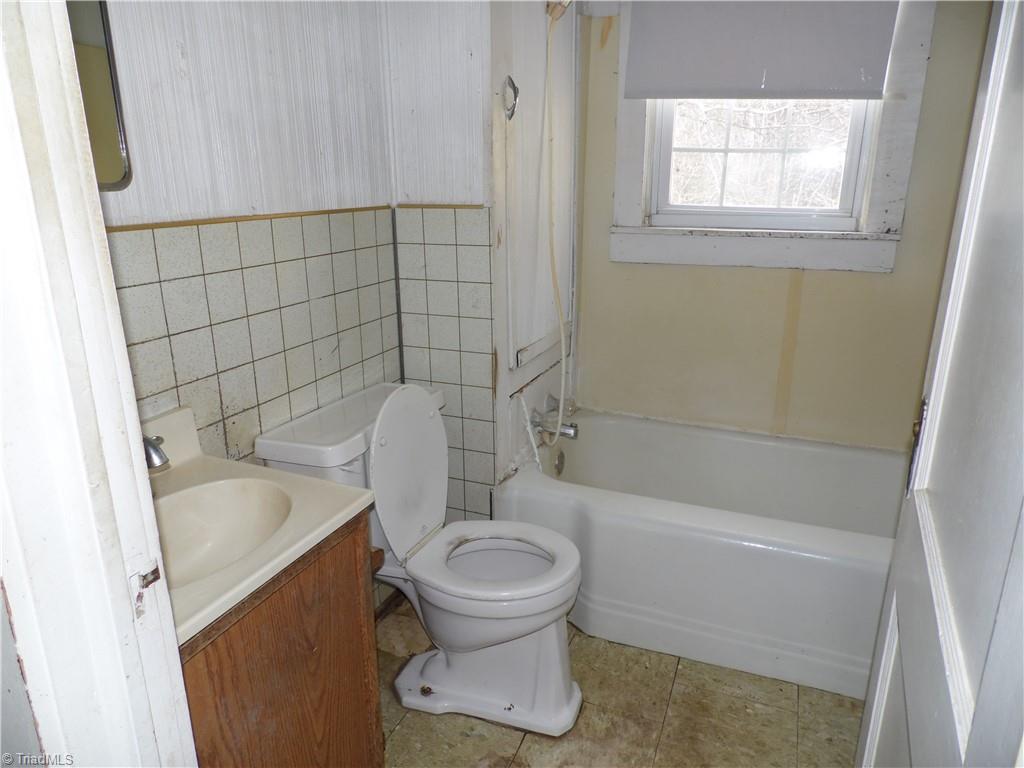 232 Riverview Drive Property Photo 27