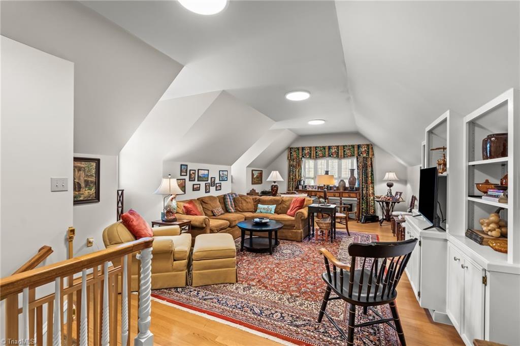 1212 Sturbridge Avenue Property Photo 31