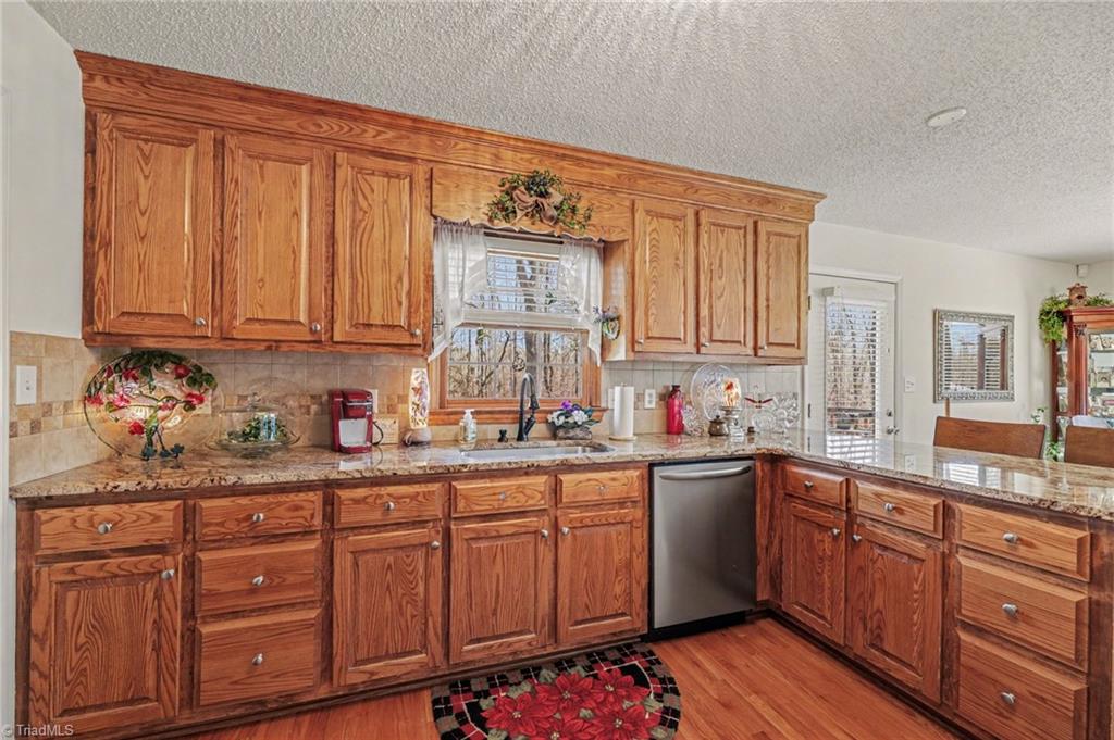 152 Prospectors Way Property Photo 13
