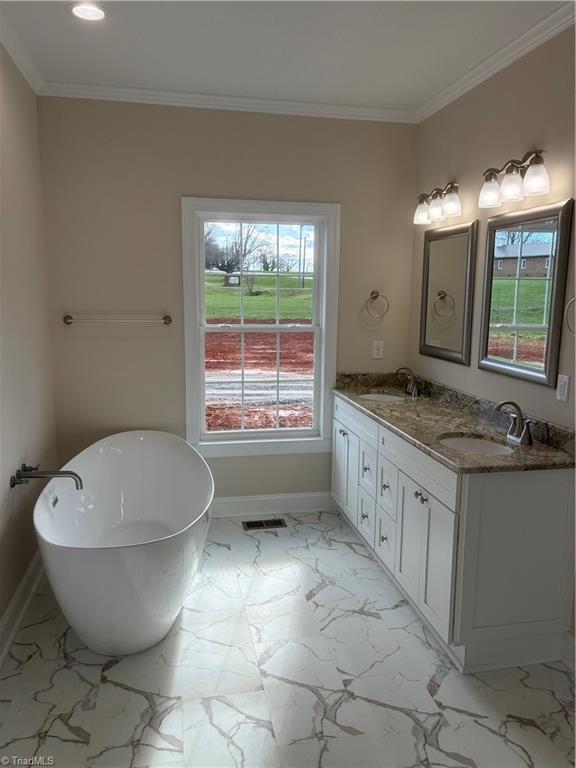 621 W Atkins Street Property Photo 18