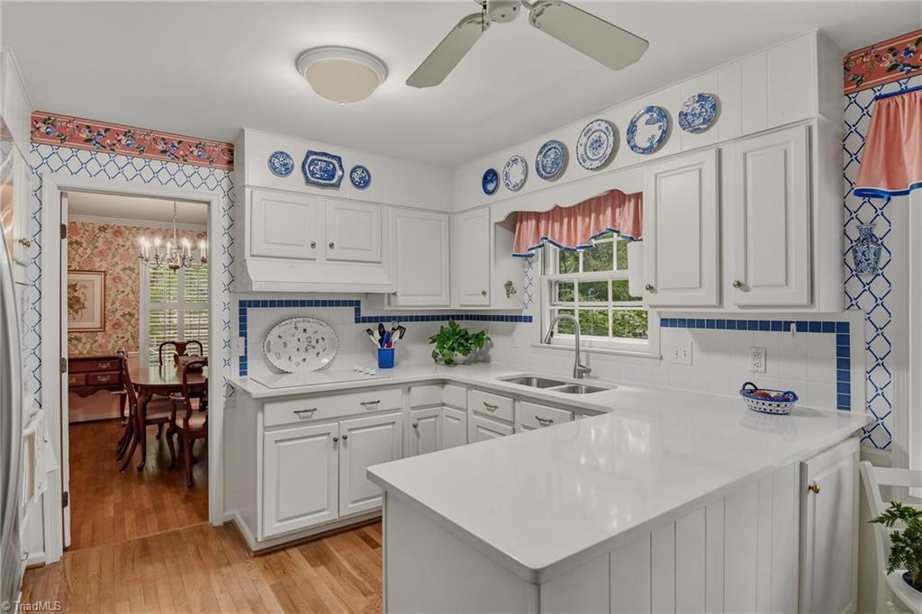 2717 Asbury Terrace Property Photo 8