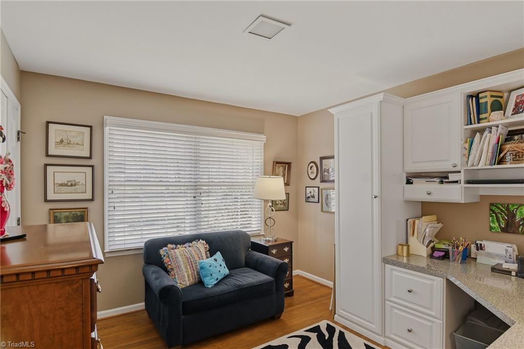 2717 Asbury Terrace Property Photo 32