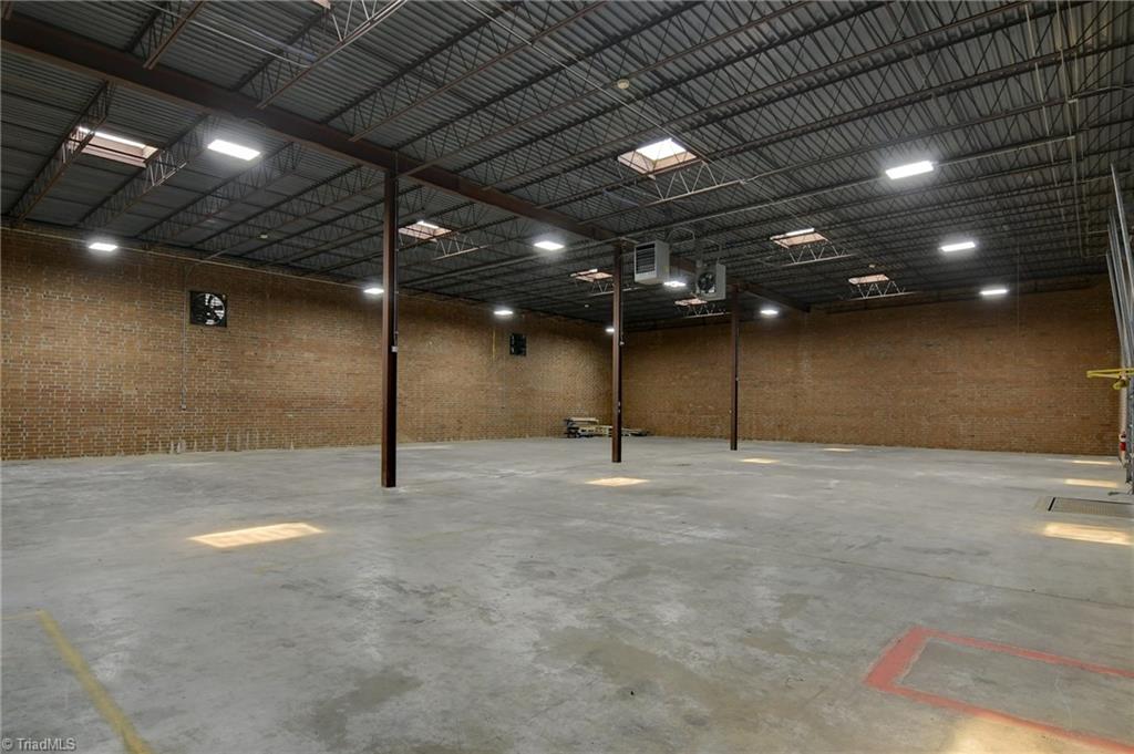 902 Norwalk Street Property Photo 6