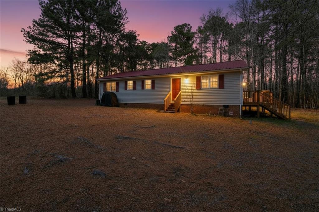 3738 Amber Way Property Photo 2
