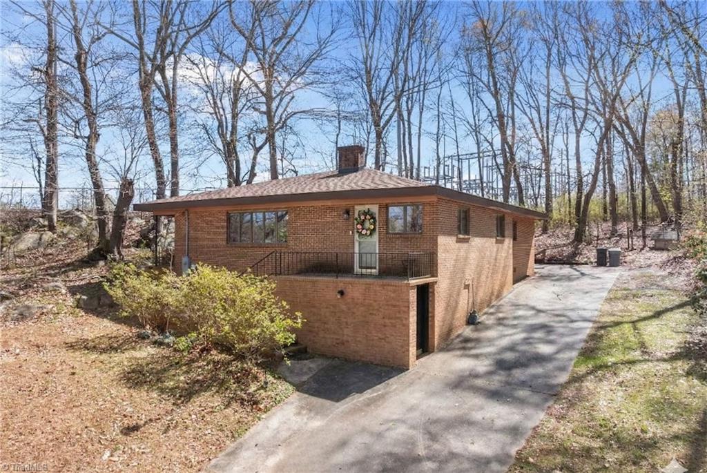 828 Martin Luther King Jr Drive Property Photo 1