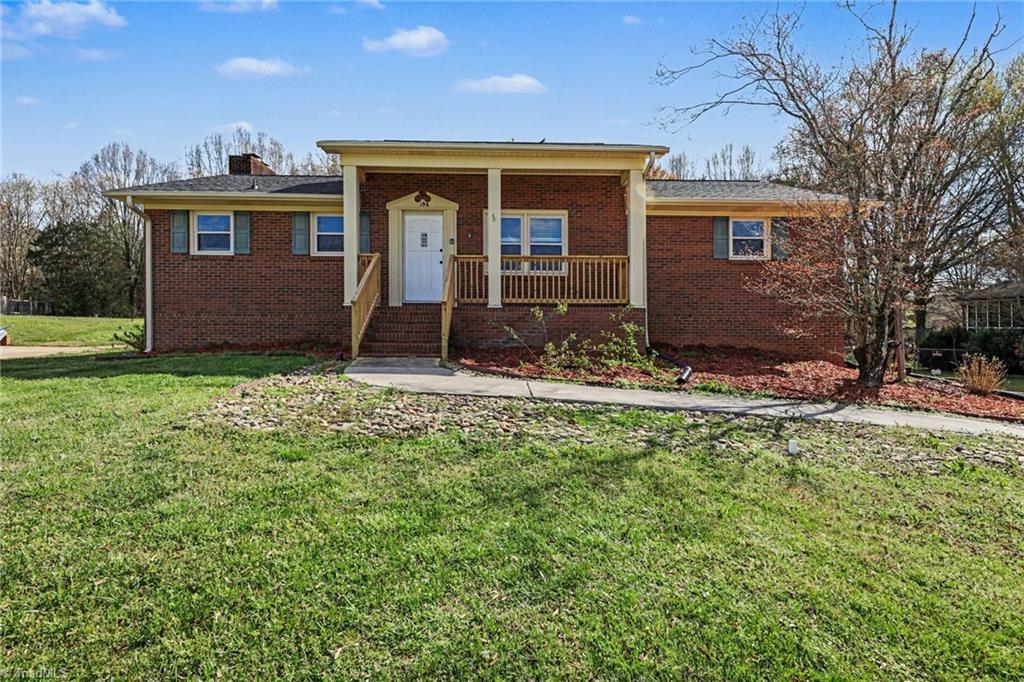 196 Havenwood Drive Property Photo 3