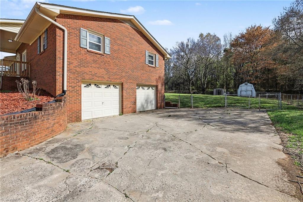 196 Havenwood Drive Property Photo 26