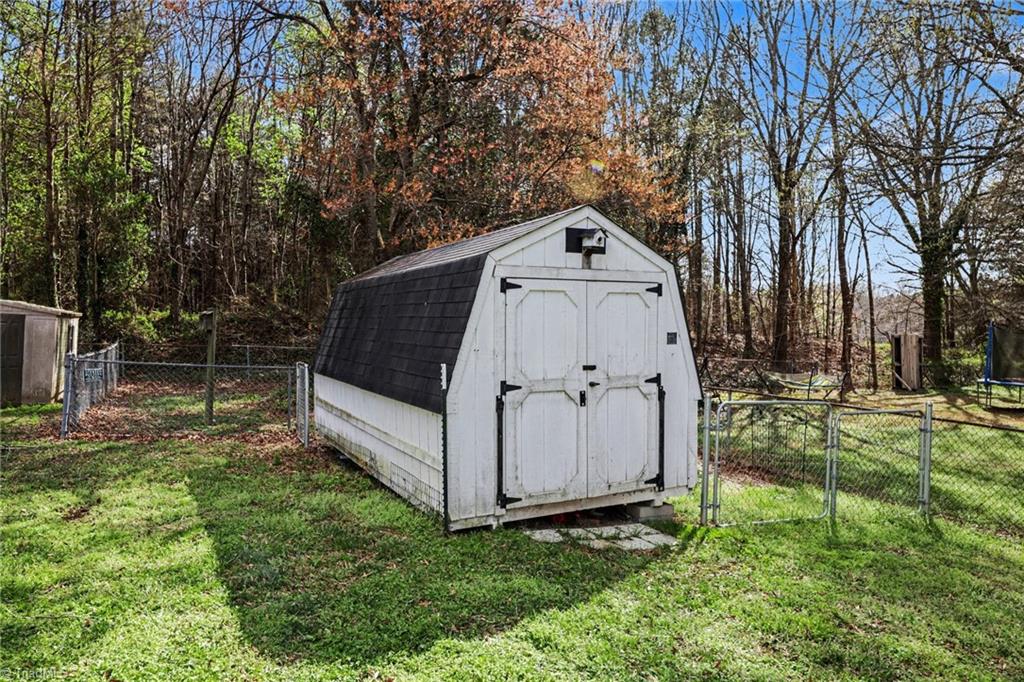 196 Havenwood Drive Property Photo 28