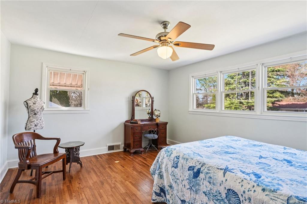 3934 Yarbrough Avenue Property Photo 21