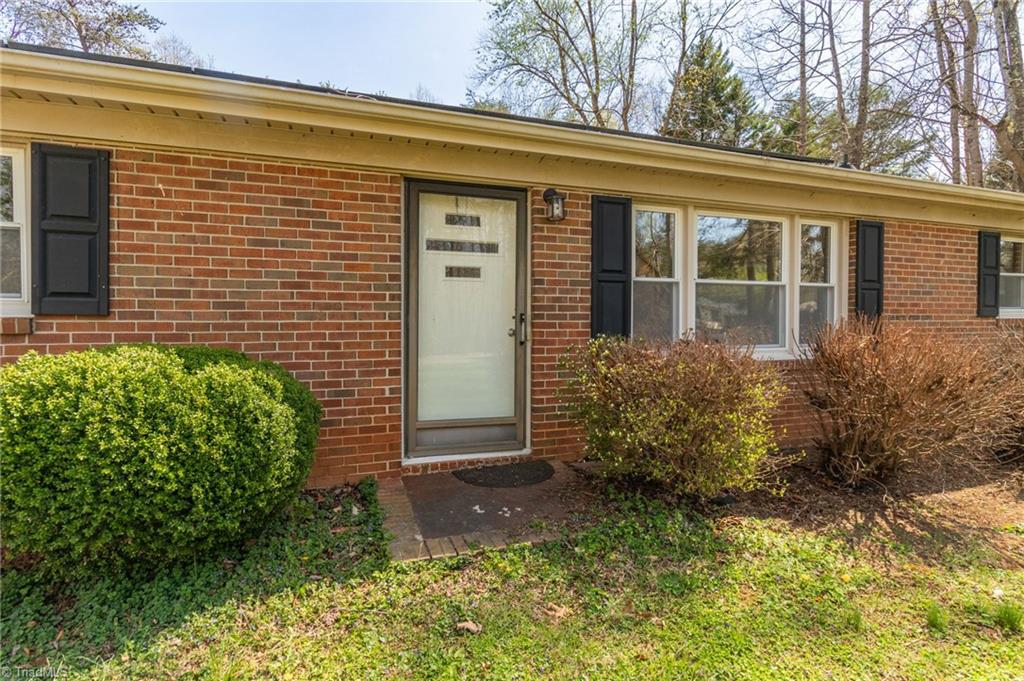 8225 Easley Road Property Photo 4