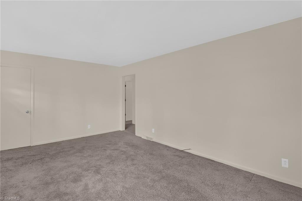8225 Easley Road Property Photo 7