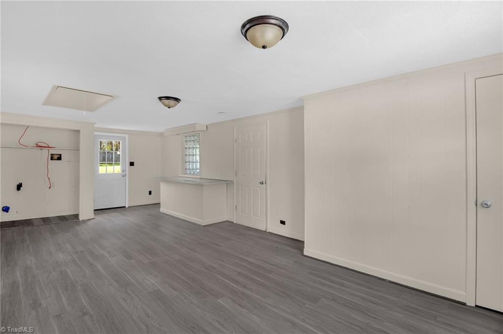 8225 Easley Road Property Photo 15