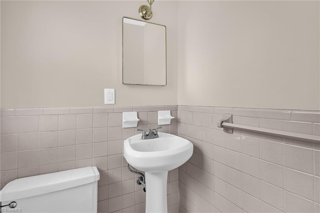 8225 Easley Road Property Photo 19