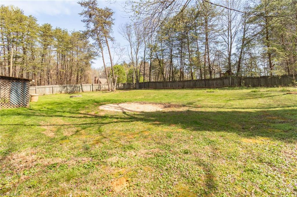 8225 Easley Road Property Photo 33