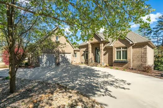 2626 Fox Ridge Road Property Photo 8
