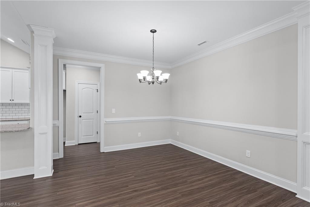 1597 Oakbluffs Drive Property Photo 8