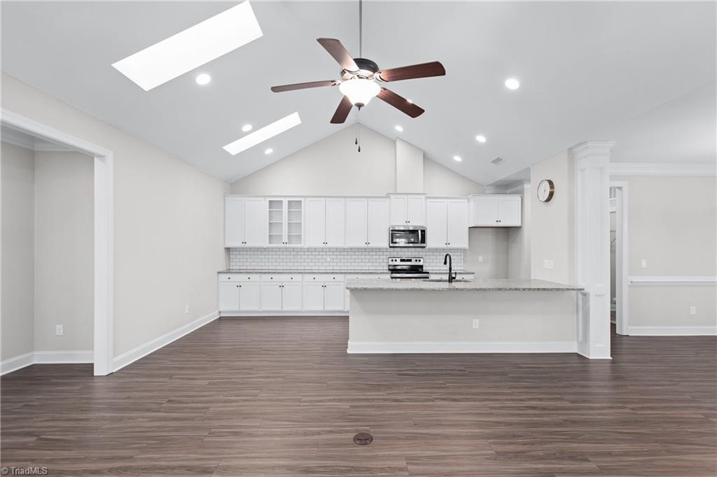 1597 Oakbluffs Drive Property Photo 15