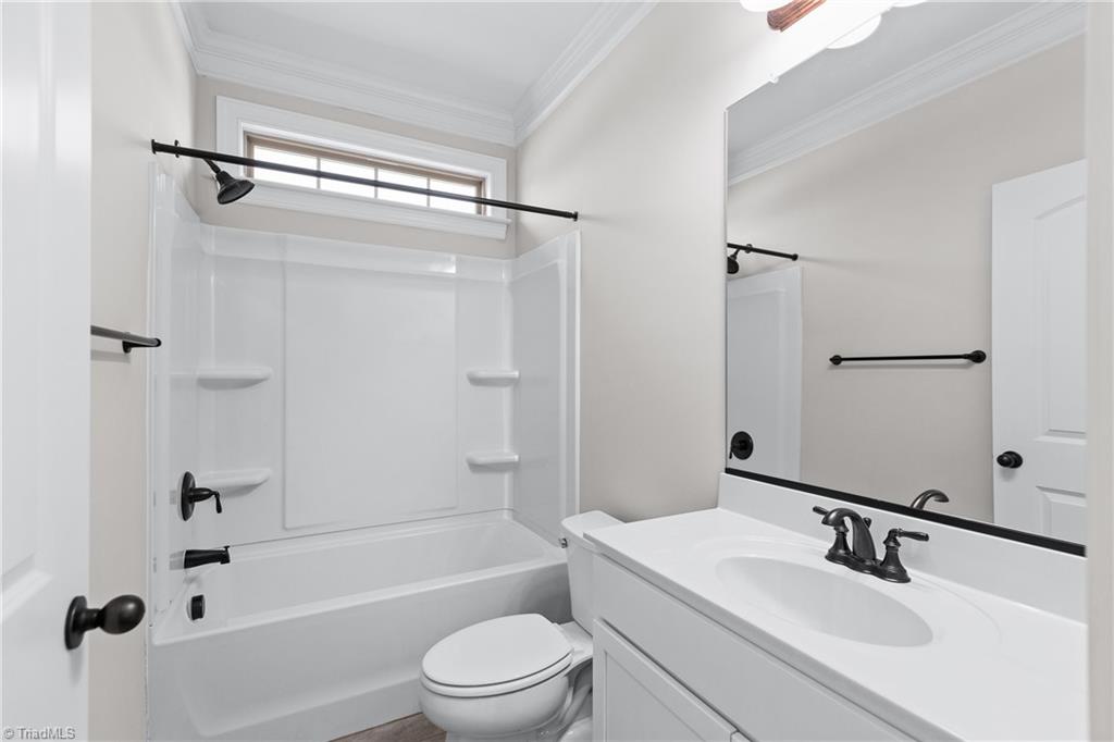 1597 Oakbluffs Drive Property Photo 34