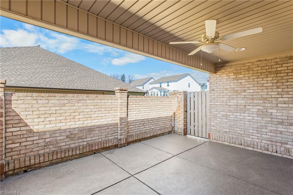 1597 Oakbluffs Drive Property Photo 38