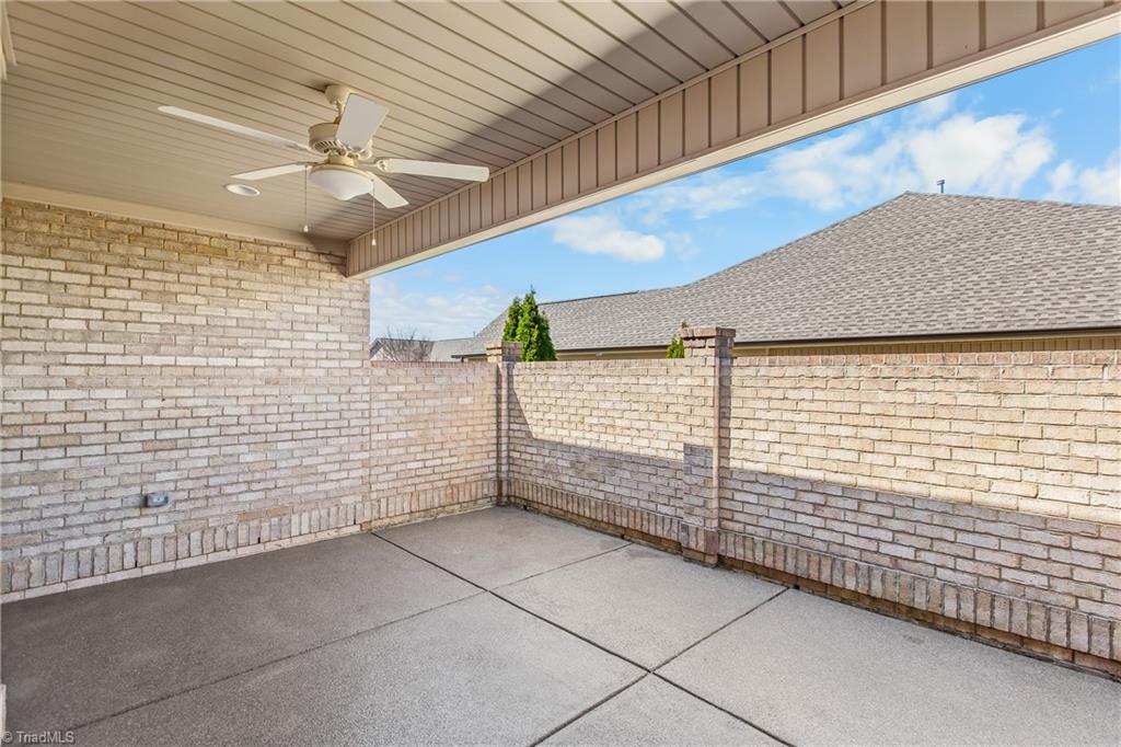 1597 Oakbluffs Drive Property Photo 39