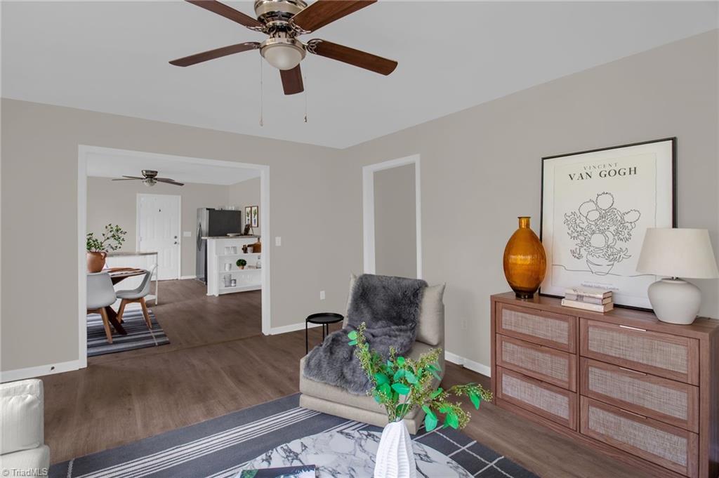 108 Pebble Trail Property Photo 4