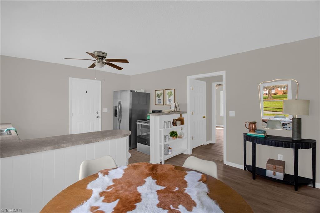 108 Pebble Trail Property Photo 9