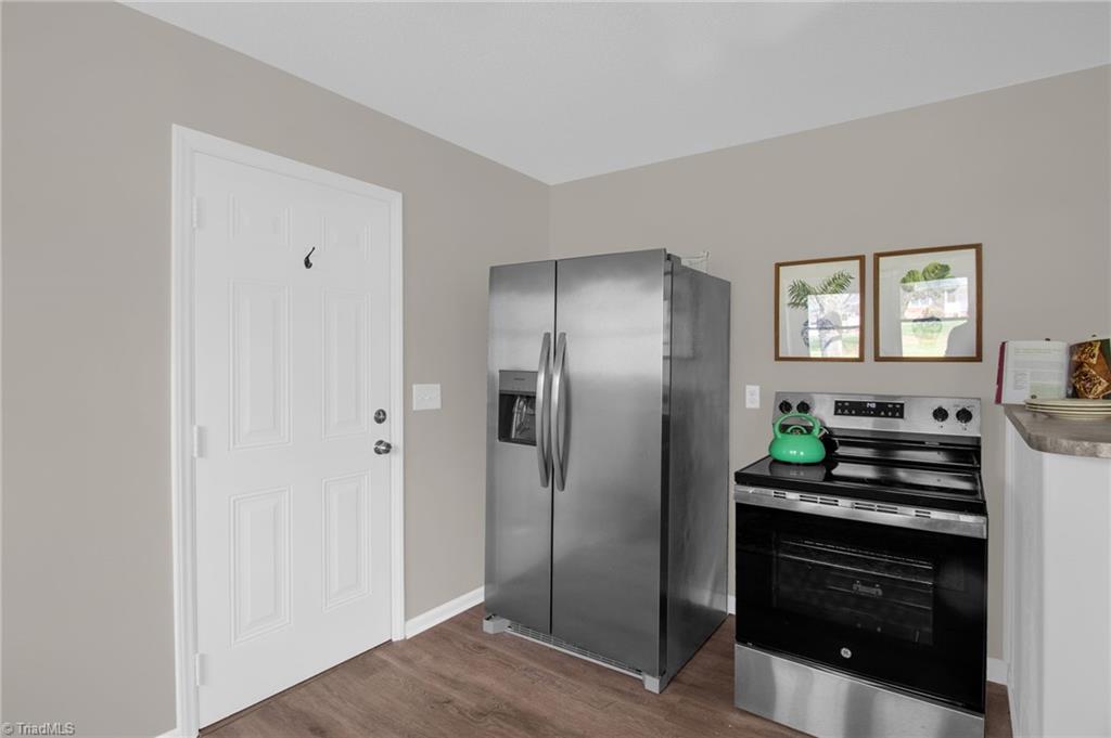 108 Pebble Trail Property Photo 15