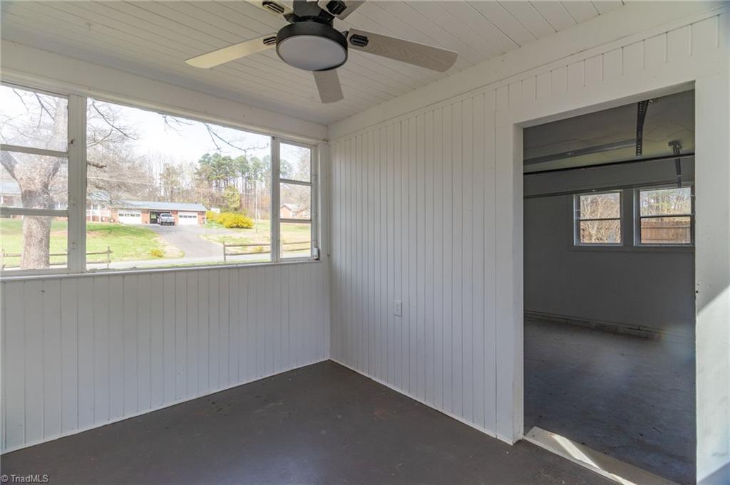 108 Pebble Trail Property Photo 23