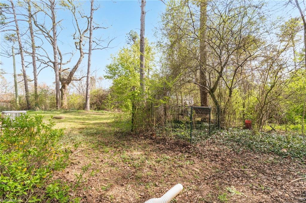 108 Pebble Trail Property Photo 27