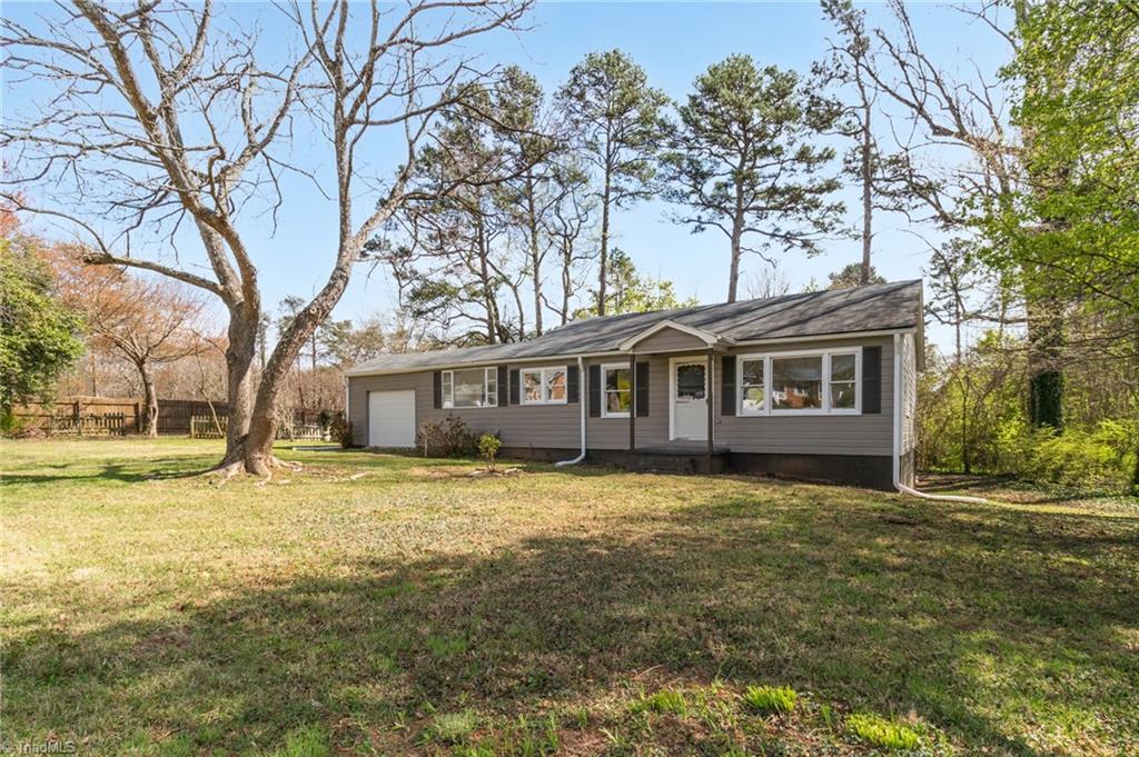108 Pebble Trail Property Photo 29