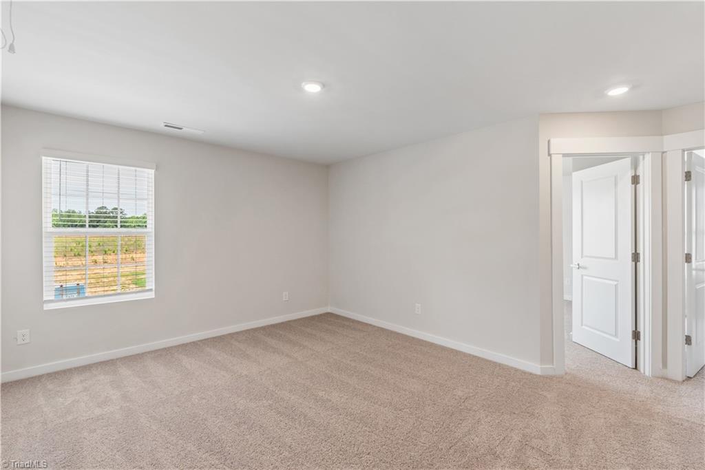 3411 Robindale Drive Property Photo 13