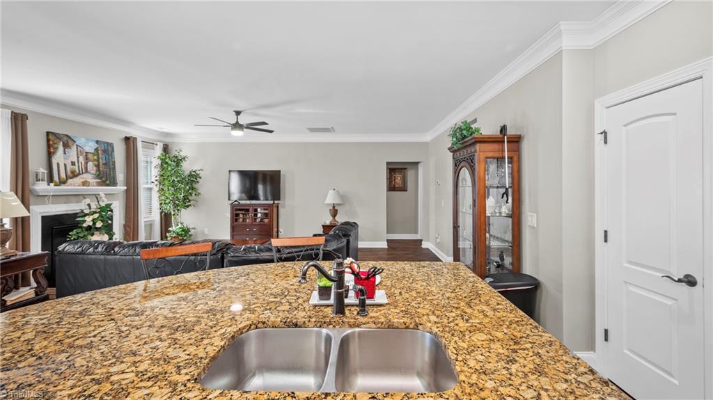 3159 Perrin Drive Property Photo 11