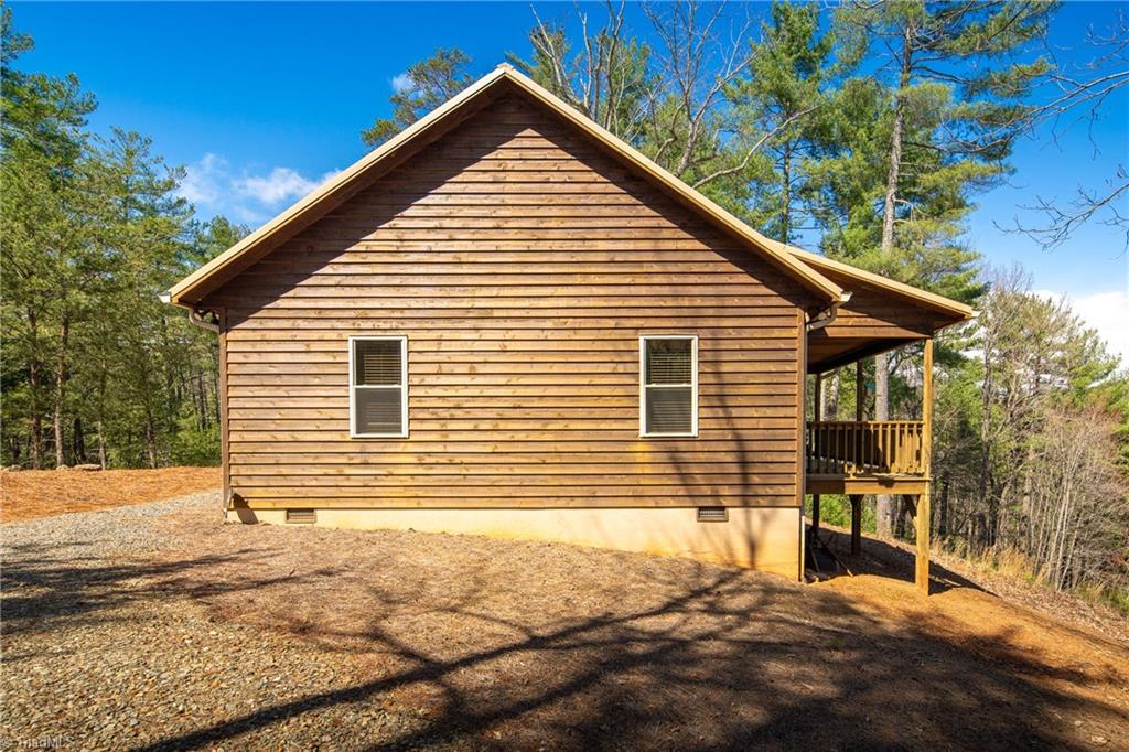 128 Deer Antler Drive Property Photo 35