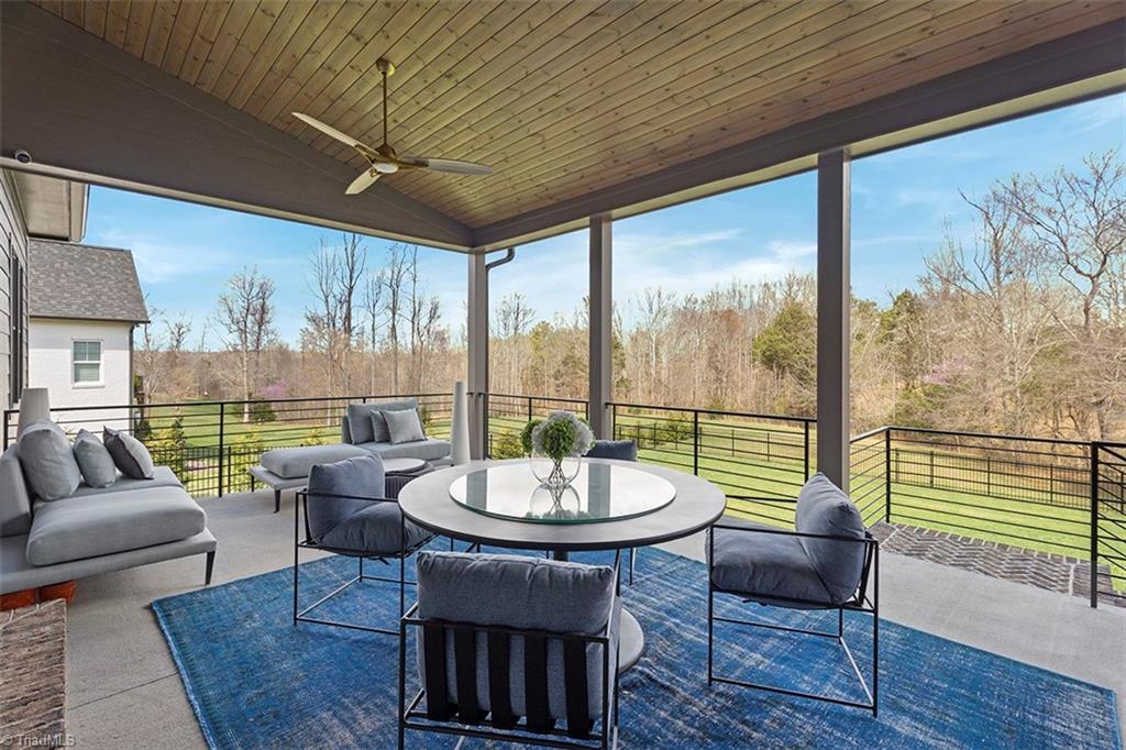 2502 Rivers Edge Road Property Photo 21