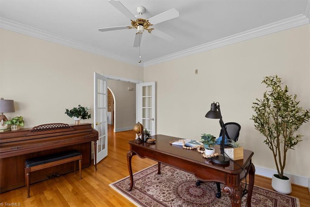 708 Croswell Court Property Photo 7