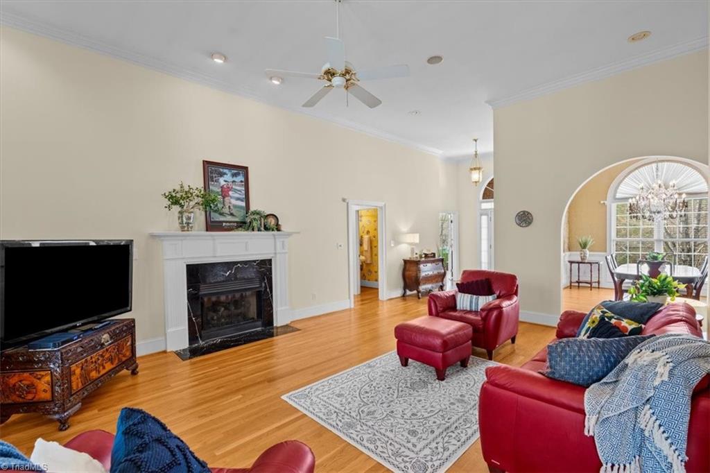 708 Croswell Court Property Photo 10