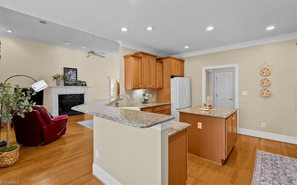 708 Croswell Court Property Photo 14
