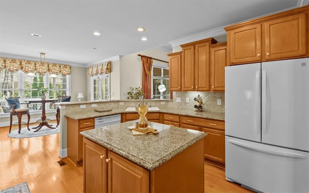 708 Croswell Court Property Photo 16
