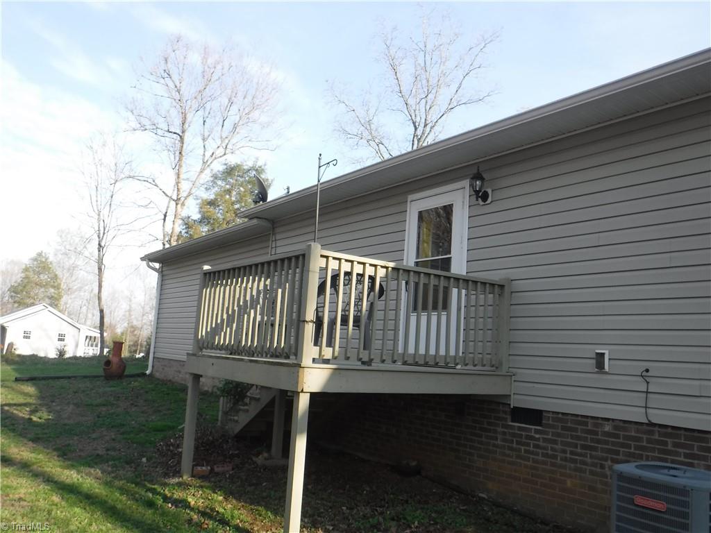 127 Keegan Lane Property Photo 4