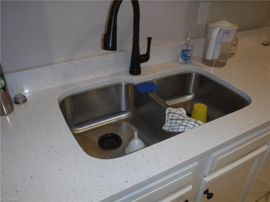 127 Keegan Lane Property Photo 12