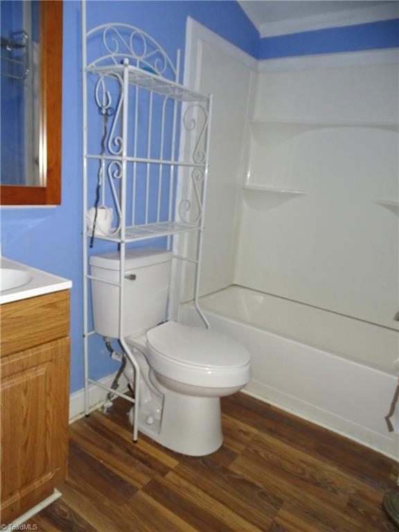 453 Riverview Lane Property Photo 10