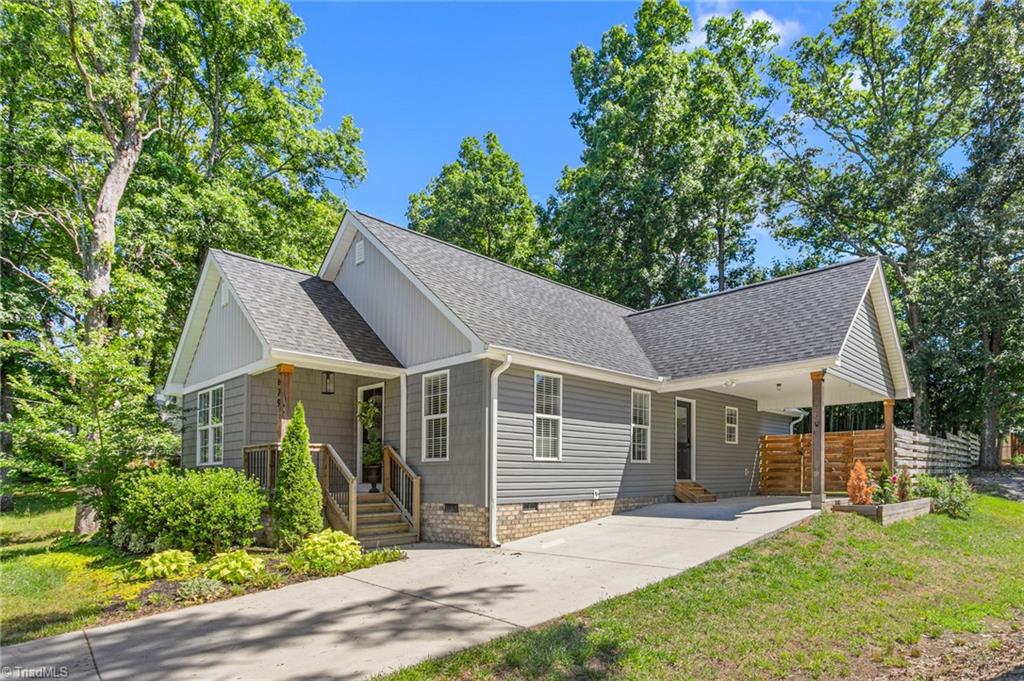 629 Rockspring Road Property Photo 4