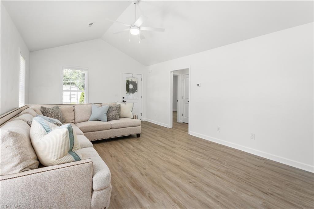 629 Rockspring Road Property Photo 10