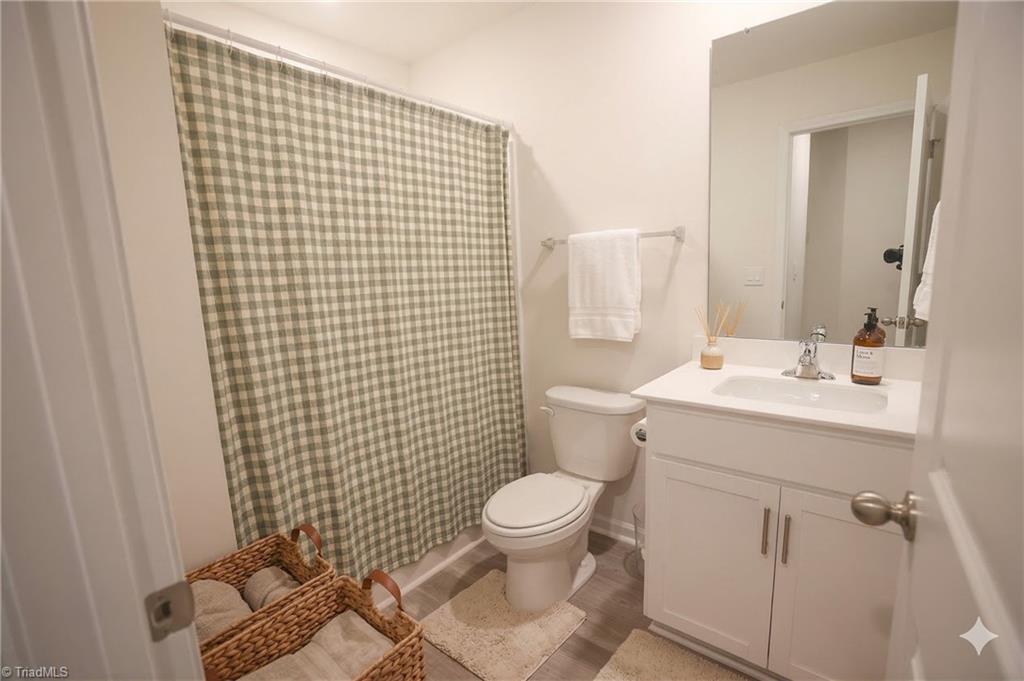 2320 Lily Drive Property Photo 12
