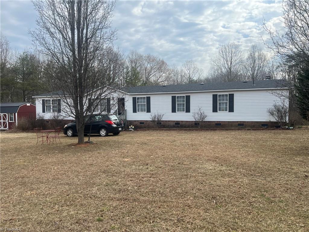 1024 Frans Road Property Photo 4